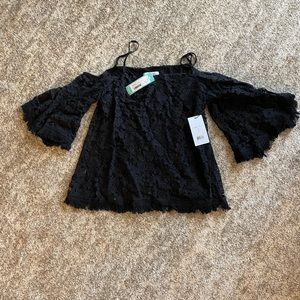Cold shoulder lace top